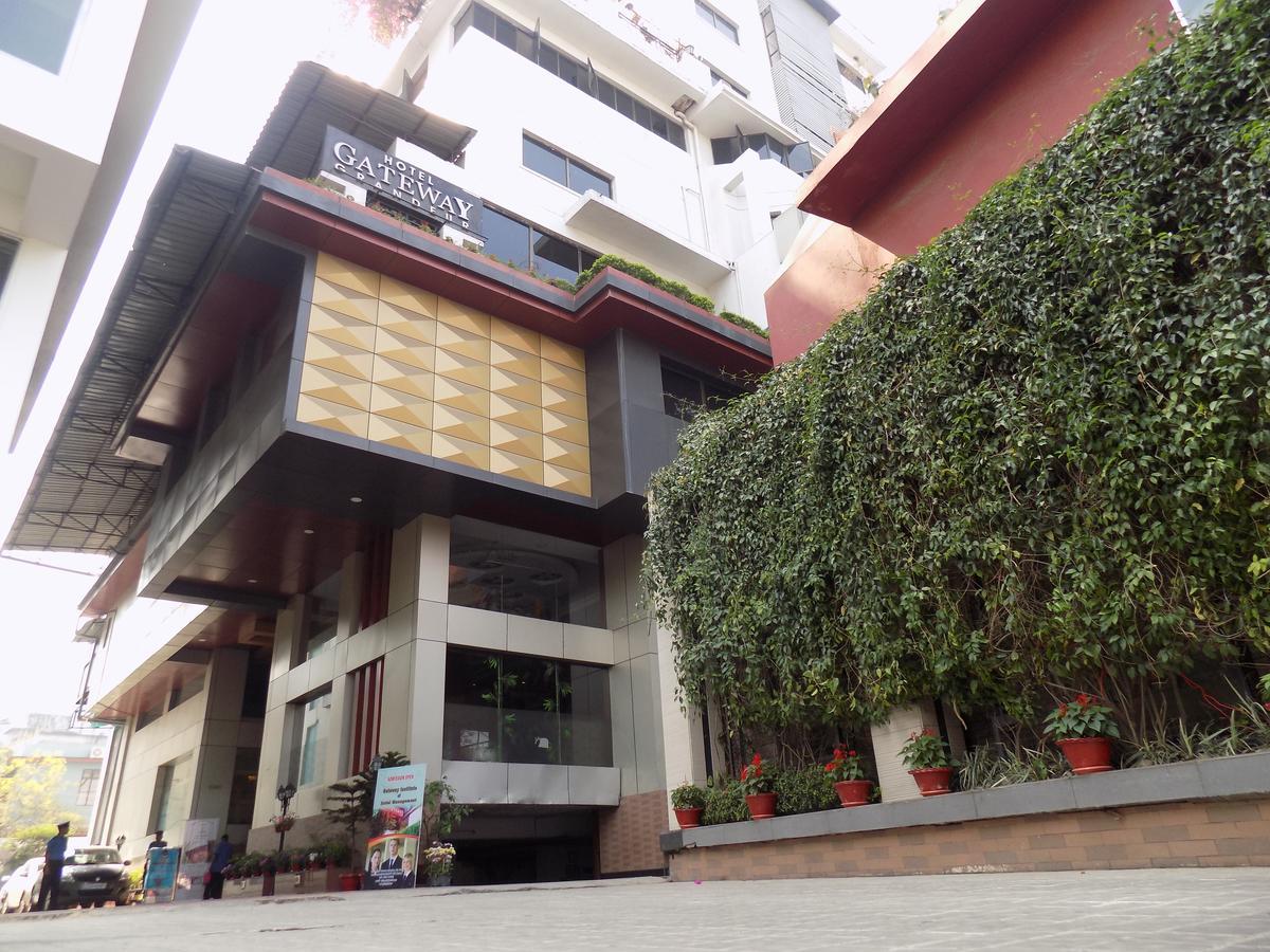 Hotel Gateway Grandeur Guwahati Eksteriør bilde
